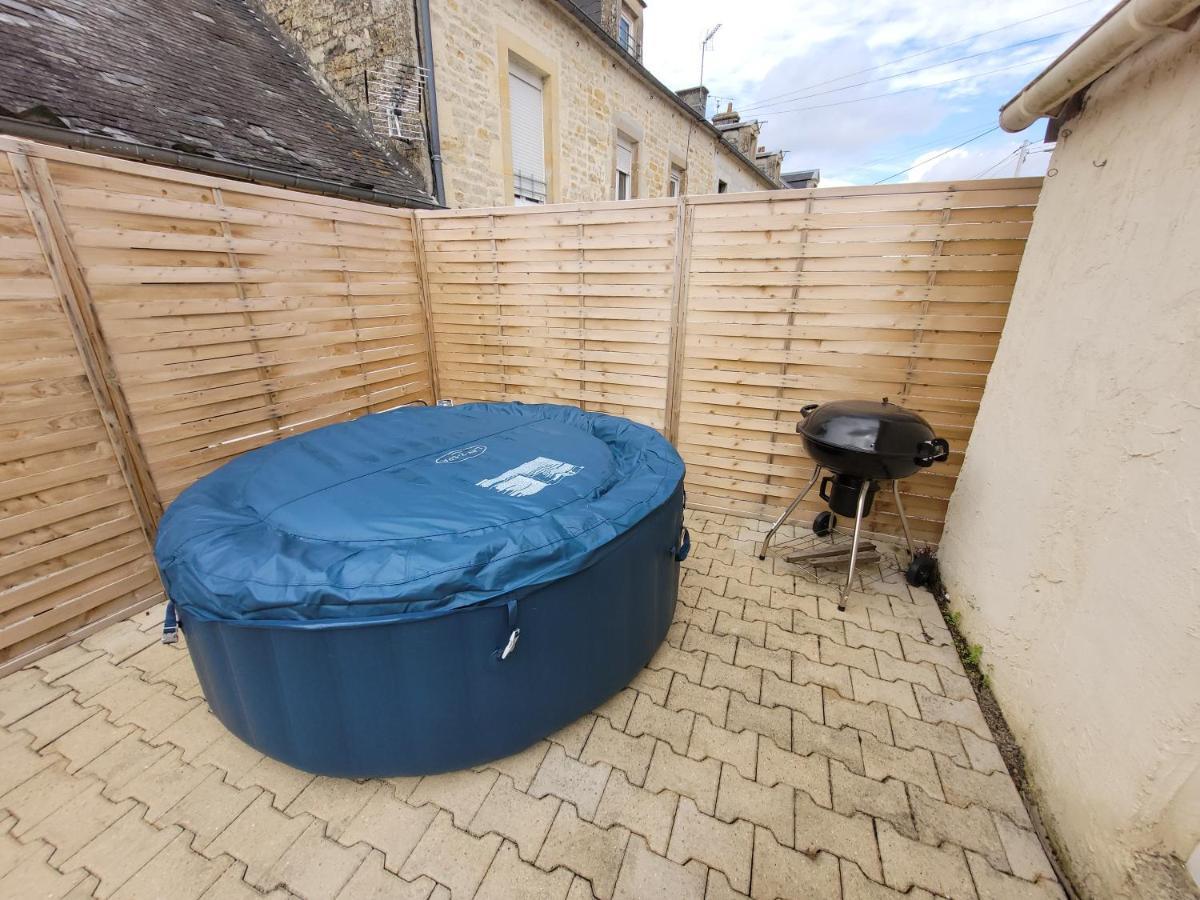 Beau Chalet 6 Personnes Avec Jacuzzi Tilly-sur-Seulles Екстер'єр фото