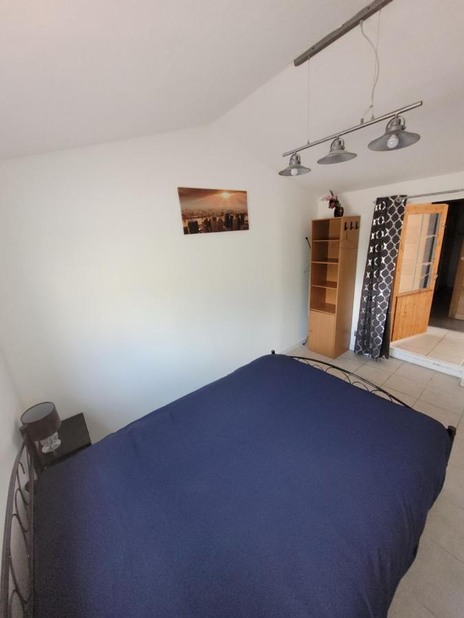 Beau Chalet 6 Personnes Avec Jacuzzi Tilly-sur-Seulles Екстер'єр фото
